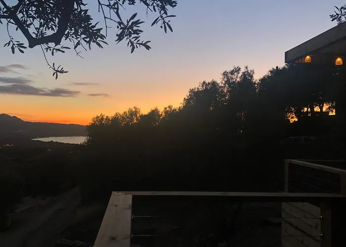 Maison Au Milieu Des Oliviers * Lumio (Corsica)